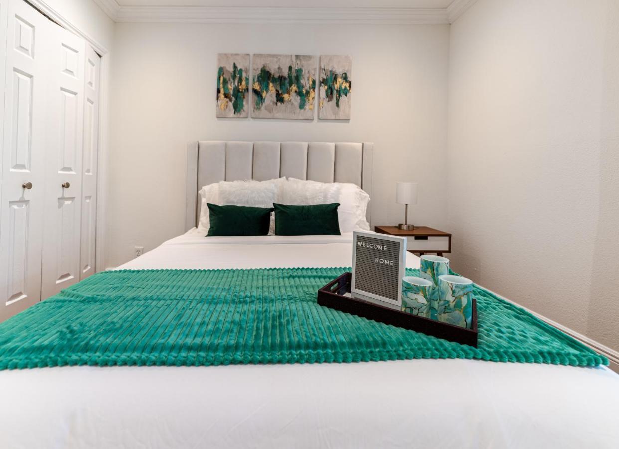 The Garden View 2-Bedroom Home Heated Poolフォート・ローダーデール エクステリア 写真